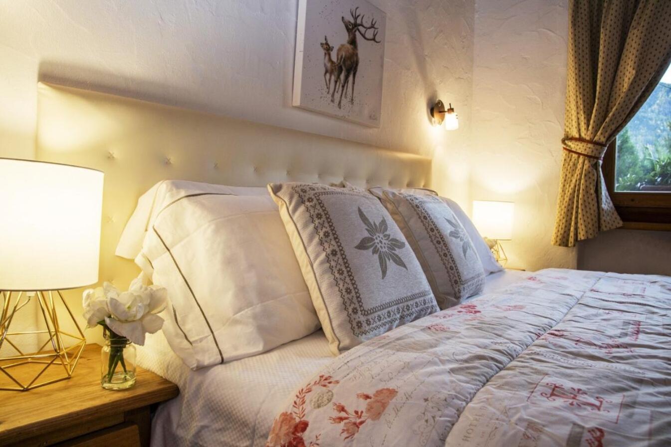Bijoux Des Alpes - Mont Blanc Village La Salle Δωμάτιο φωτογραφία