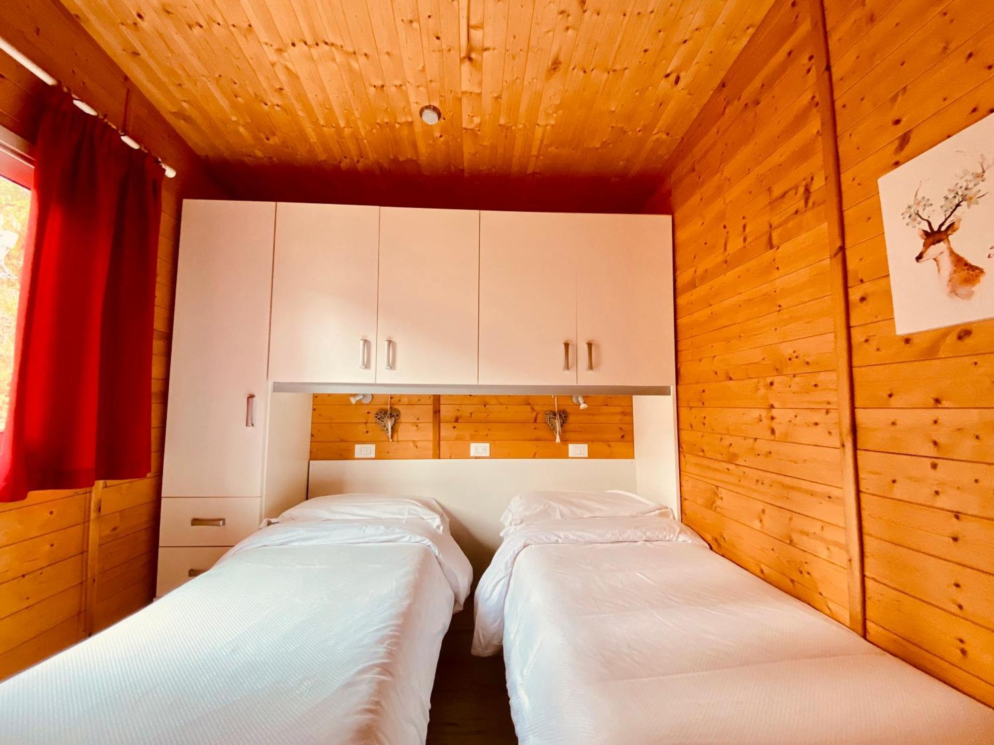 Bijoux Des Alpes - Mont Blanc Village La Salle Δωμάτιο φωτογραφία