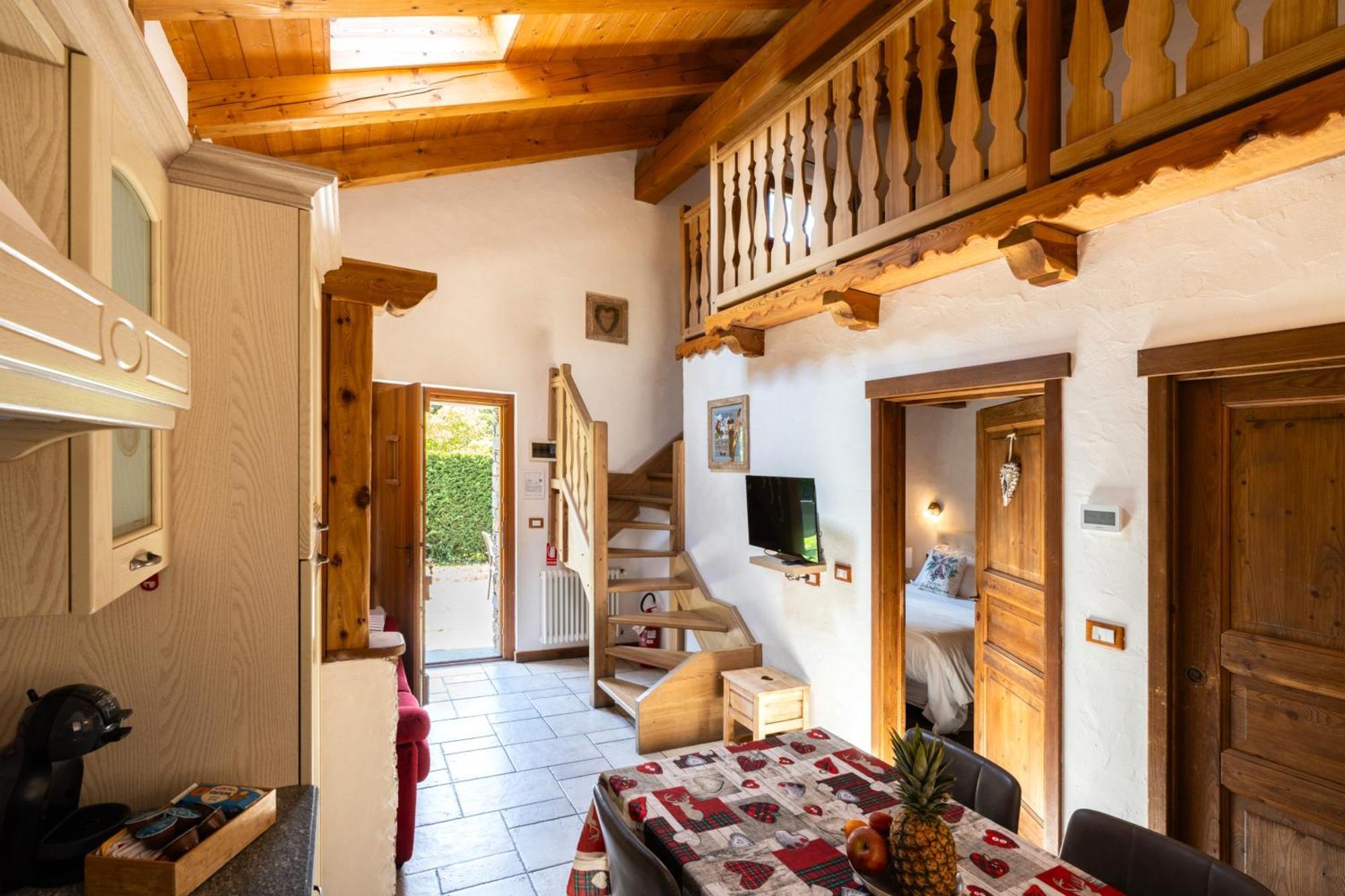Bijoux Des Alpes - Mont Blanc Village La Salle Εξωτερικό φωτογραφία