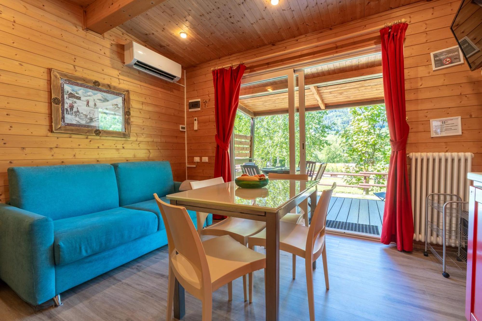 Bijoux Des Alpes - Mont Blanc Village La Salle Εξωτερικό φωτογραφία